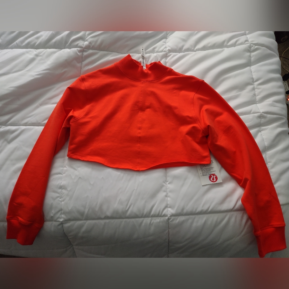 Lululemon LA Reversible Mock Neck